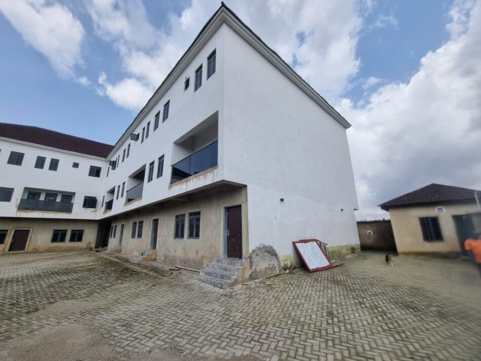 Apartment by Guidotti Exclusive 4-Bedroom Terraces